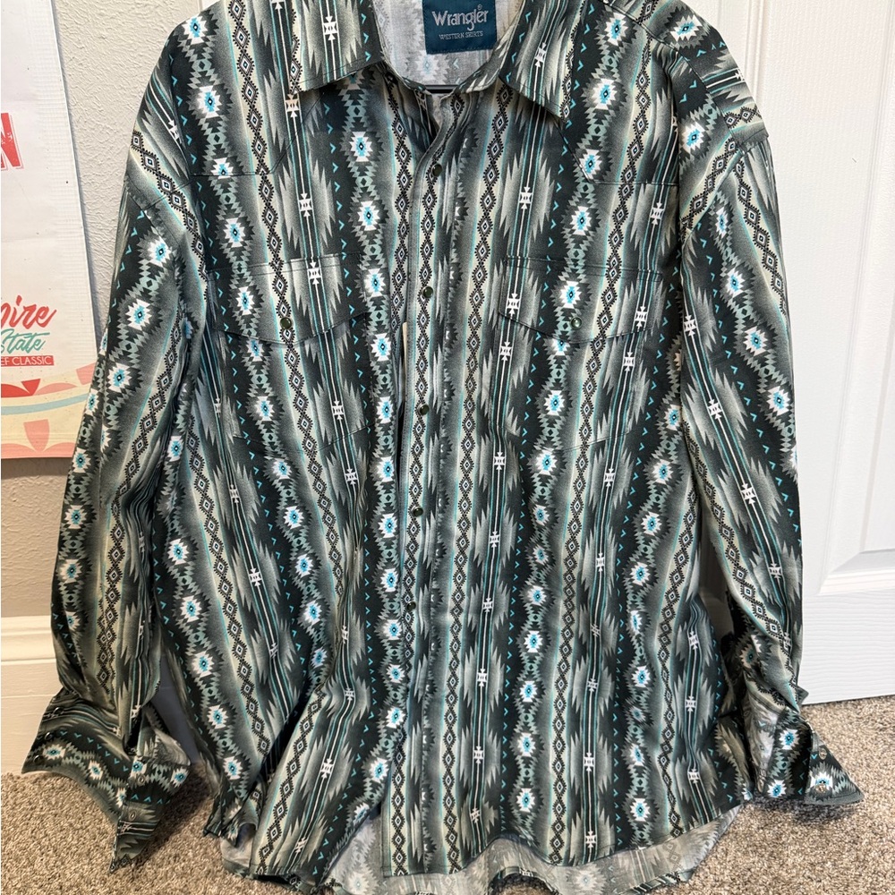 Wrangler Teal and Black Geometric Shirt